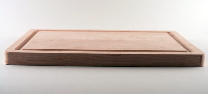 Planche à découper en érable vue de côté 2