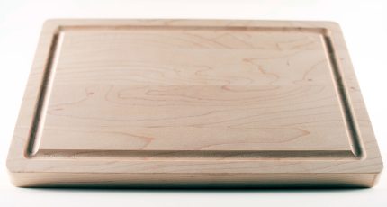 Planche à découper en érable vue de côté